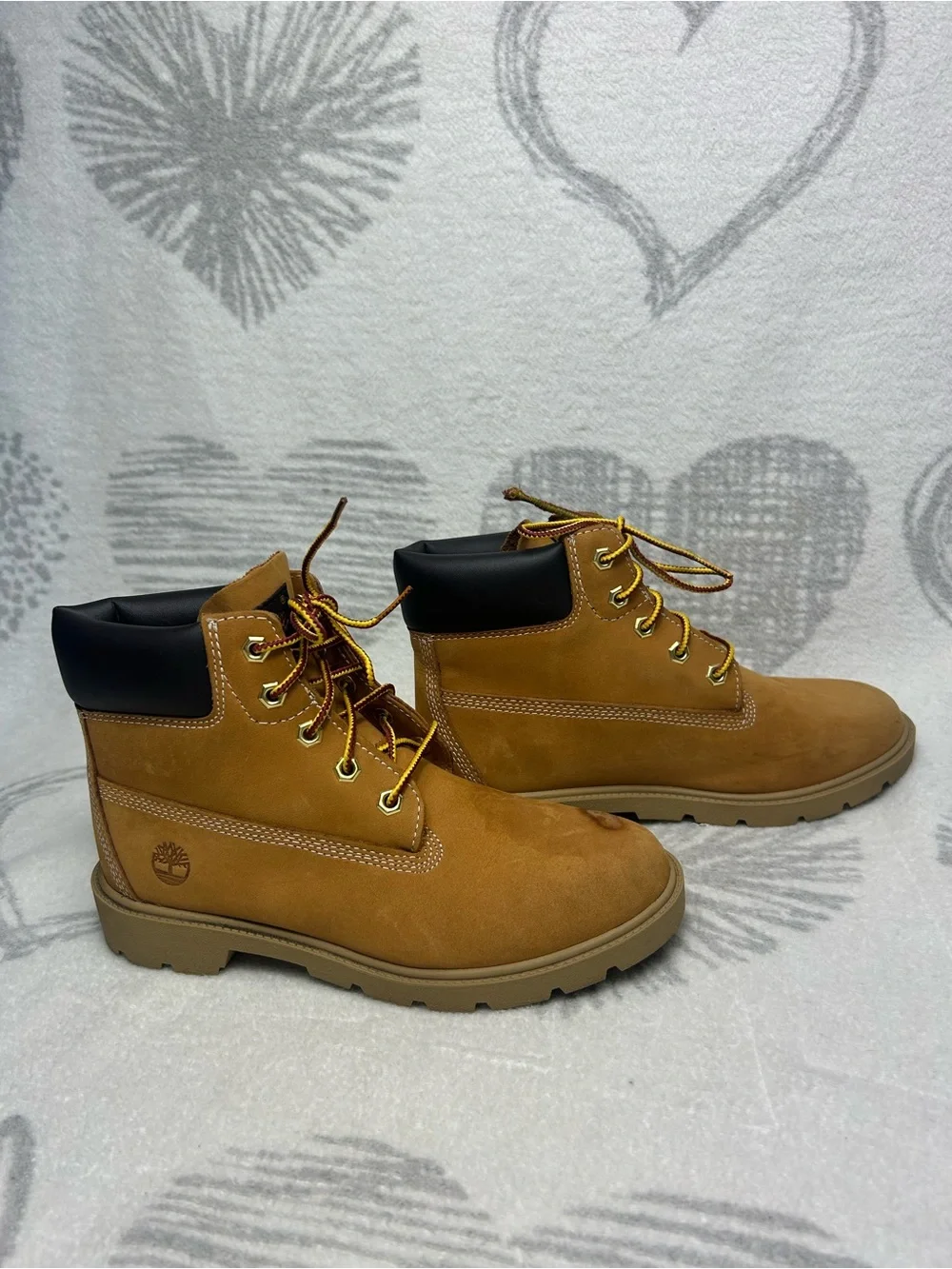 Timberland Classic Waterproof Boots juniors Sz 4.5